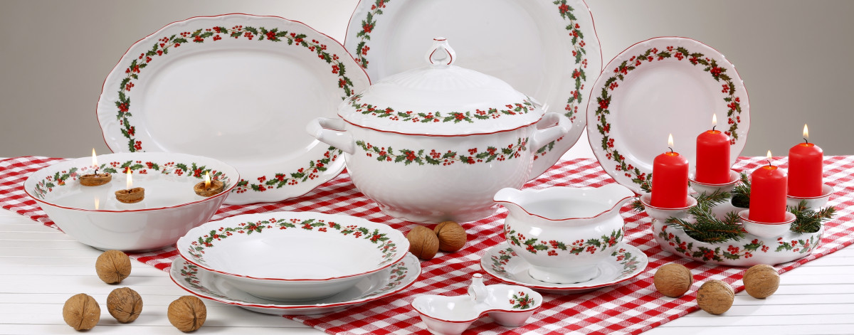 Vánoční porcelán Cesmína