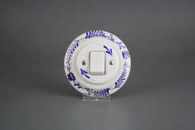 Porcelánový kolébkový vypínač č. 7 kompletní dec.05.06MM č.1