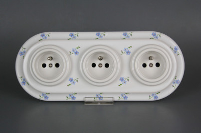 Porcelánová trojzásuvka kompletní Pomněnky Házenky BB č.1