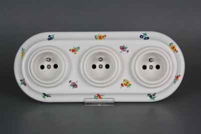 Porcelánová trojzásuvka kompletní Házenky BB č.1